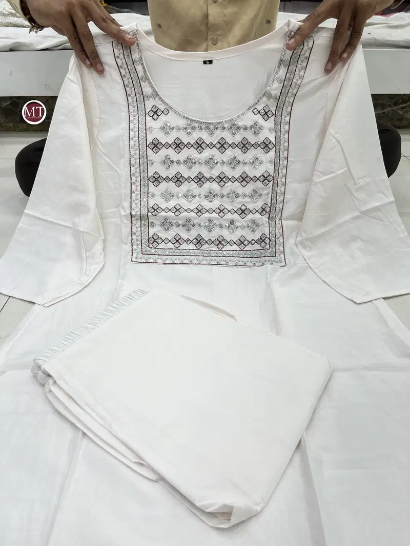 MT Pure Chanderi Kurti With Bottom Wholesale Market In Surat
